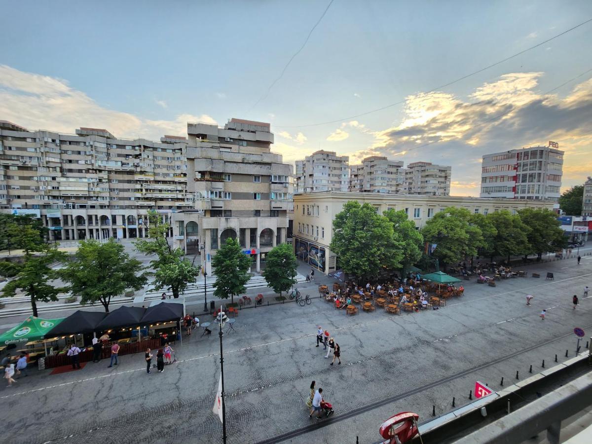 Stefan Cel Mare Boulevard Pedestrian Street Palas Iasi Exterior photo