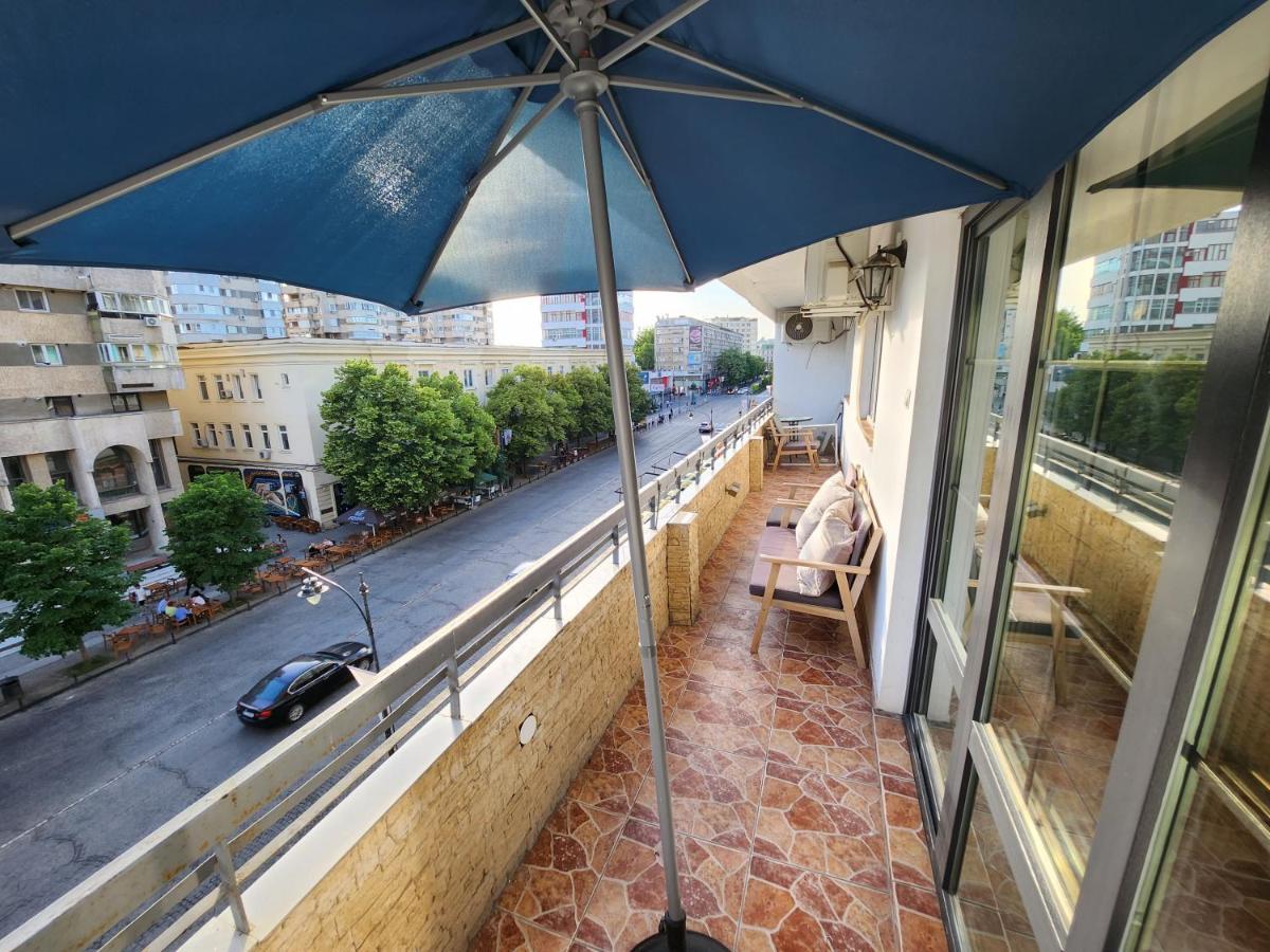 Stefan Cel Mare Boulevard Pedestrian Street Palas Iasi Exterior photo